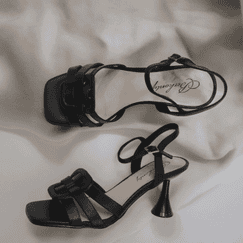 Черные босоножки маленьких размеров