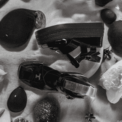 Черные босоножки на платформе